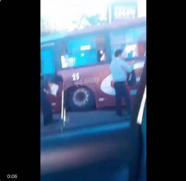 Popular / Choque en Ñemby dejó 16 heridos, dos en estado de gravedad