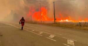 La Nación / Incendios forestales asolan España y causan un fallecido