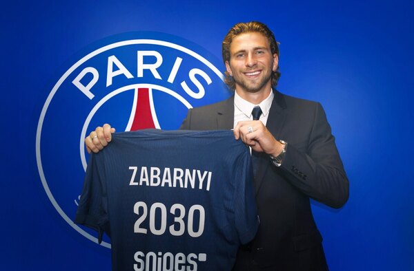 Versus / PSG oficializa el fichaje del defensor ucraniano Illia Zabarnyi