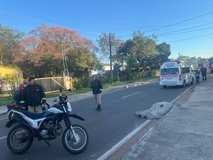 Popular / Pasajero omanoite al caer de micro que frenó de golpe