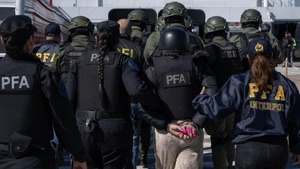 Extraditaron desde Paraguay a una pareja, vinculada a «boda narco» con triple crimen en Argentina