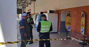 Diario HOY | Dos limpiadoras casi se desmayan en el COP tras inhalar potente mezcla de productos