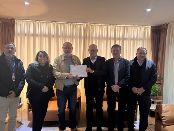 Itaipú analiza plan para impulsar el desarrollo económico en la Triple Frontera - ADN Digital