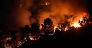 La Nación / Reportan más de una docena de incendios forestales y 2.520 evacuados en España