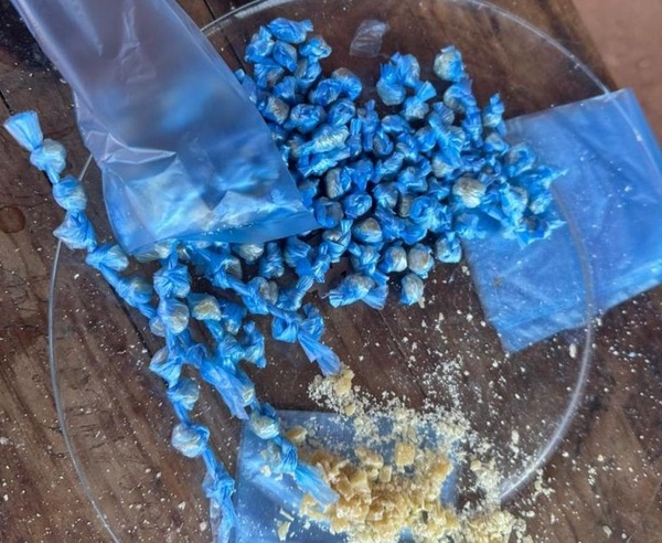 Incautan más de 600 dosis de cocaína tipo crack y detienen a un hombre tras allanamiento
