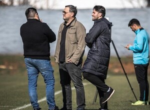 Popular / "Coto" Nogués se reunió hoy con sus jugadores antes de la práctica