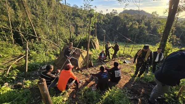 Allanamiento en Obligado culmina con ocho detenidos y más de 140 kilos de marihuana incautados