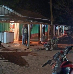 Puente Kyjha: asesinan a una mujer y dejan gravemente herido a su pareja