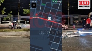 Automóvil terminó volcando al intentar esquivar a otro vehículo en Asunción