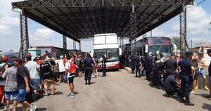 Diario HOY | Hinchas argentinos coparán Asunción, Policía y Migraciones ponen en marcha operativos