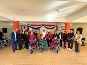 Popular / Taiwán donó sillas de ruedas en Minga Guazú