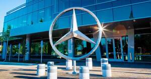 Mercedes-Benz alerta del colapso del mercado del autom贸vil de Europa por exceso regulativo