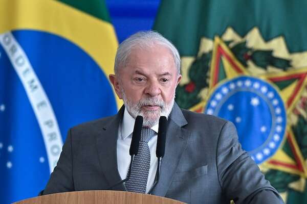 Lula anuncia una ofensiva comercial para sustituir las exportaciones a EE.UU. - Mundo - ABC Color