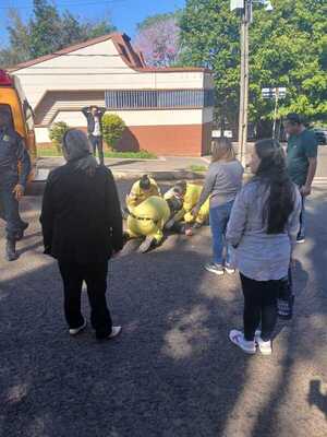 Motociclista hospitalizada tras accidente en Encarnación