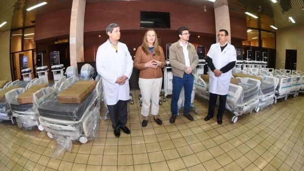 Hospital Nacional incorpora nuevos equipamientos para fortalecer cuidados intensivos - .::Agencia IP::.