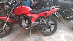 Encuentran motocicleta vinculada a violento asalto en Carapeguá - Nacionales - ABC Color