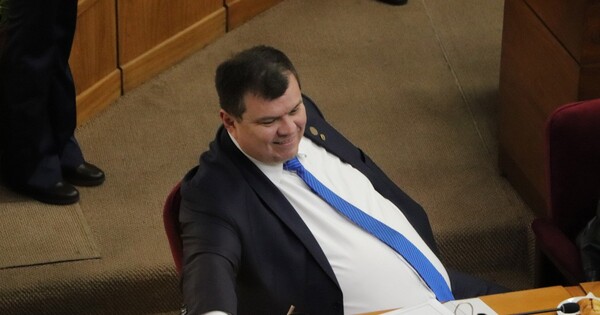 EEUU condenó la CBI antilavado, mientras Dionisio va contra Biggie en el Senado