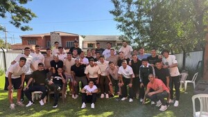 Almuerzo de confraternidad y mensaje de unidad en Olimpia