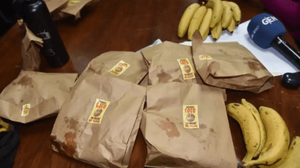 Dionisio Amarilla lleva empanadas al Congreso tras pelea con Coto - Noticiero Paraguay