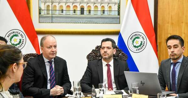 La Nación / Evalúan cambio en el sistema de cálculo para ajustes al salario mínimo