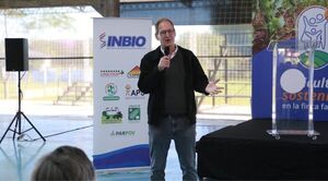 Productores comparten experiencias de agricultura sostenible en jornada de INBIO