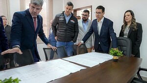 CDE sufre el peso de correr en contra de la agenda del oficialismo colorado