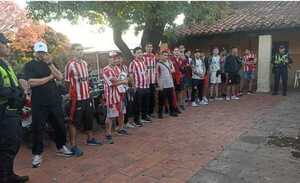 Más de 60 personas demoradas tras el encuentro entre Cerro Porteño y Estudiantes de la Plata - Noticiero Paraguay