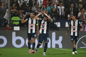 Versus / Noche triunfal de U de Chile, Bolívar y Alianza en octavos de Sudamericana