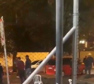Popular / (VIDEO)¡Plomo y lío frente a Derecho UNA!