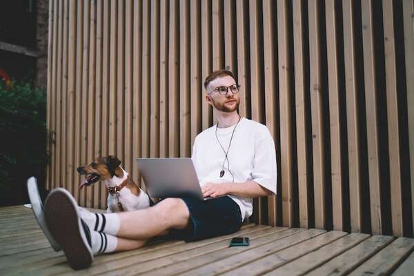 Perros ideales para una vida nómada: razas que acompañan tu ritmo digital - Mascotas - ABC Color