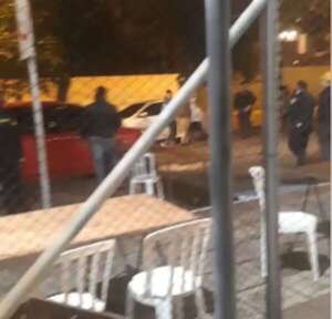 Tiroteo en Facultad de Derecho UNA: dos heridos y 13 detenidos - Policiales - ABC Color