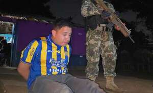 “Narcoligans”: caen hinchas luqueños por venta de drogas - Policiales - ABC Color