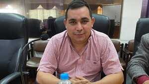 Itapúa: Gobernador y concejales liberales favorecen contratación de familiares, acusan - ADN Digital