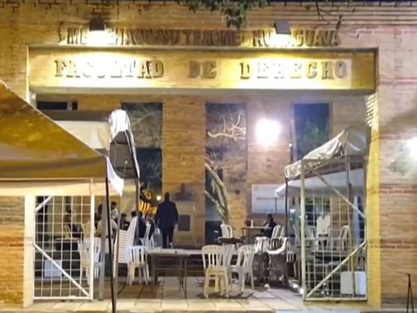 Dos heridos de bala en enfrentamiento entre estudiantes de la UNA