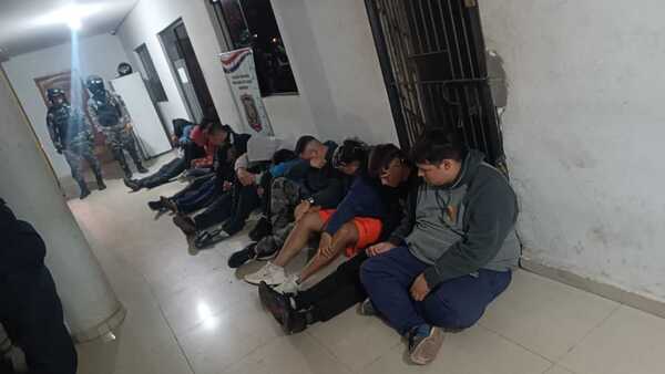 Video: Disputa en Derecho UNA deriva en ataque a balazos, que deja un herido y 13 detenidos