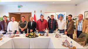 Popular / ¡Gobernadores se reunieron en el Chaco y buscan soluciones!