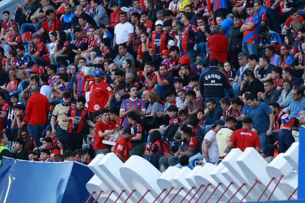Versus / La recaudación en la Nueva Olla en la caída de Cerro Porteño ante Estudiantes