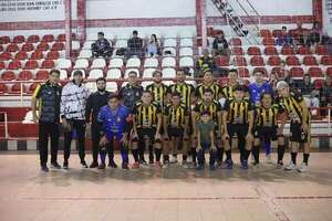 El Legendario de Ñemby, puntero en fútbol de salón - Nacionales - ABC Color