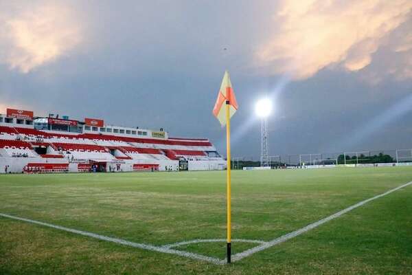 Copa San Isidro: Regional Paraguarí, con el comando del  Chiqui Arce - Fútbol - ABC Color