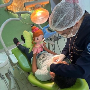 Alto Paraná: "Hada de los Dientes" llega al Hospital de Yguazú para una experiencia mágica - ADN Digital