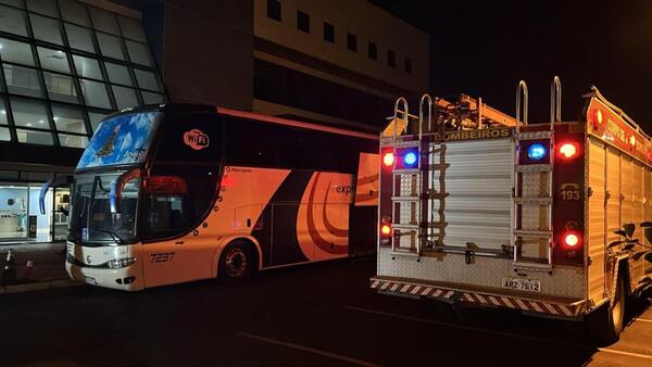 Bus con pasajeros paraguayos cae con una tonelada de marihuana