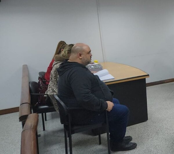 Popular / ¡Cantante de Pipa para Tabaco fue condenado a 5 años de cárcel!