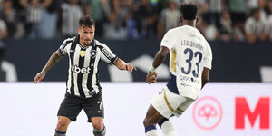 Versus / El campeón Botafogo gana con lo justo a Liga de Quito