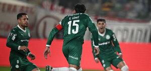 Versus / Gustavo Gómez lidera con un gol al Palmeiras en Copa Libertadores