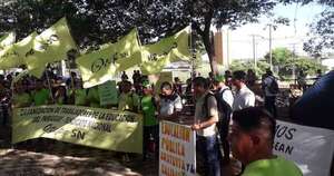 Diario HOY | Docentes irán a paro: exigen mayor presupuesto y mejoras salariales