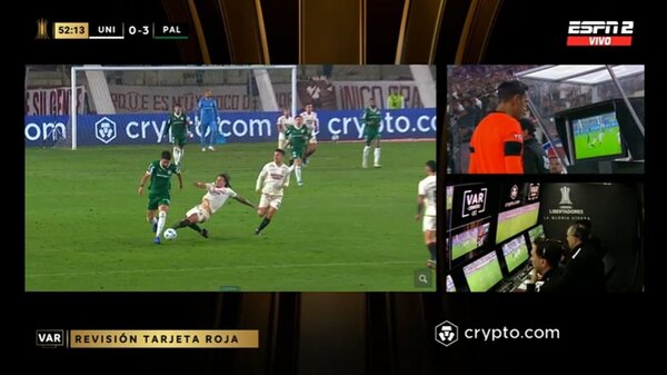 Versus / Roja directa y calabozo para 'Tarzán' Riveros por salvaje entrada