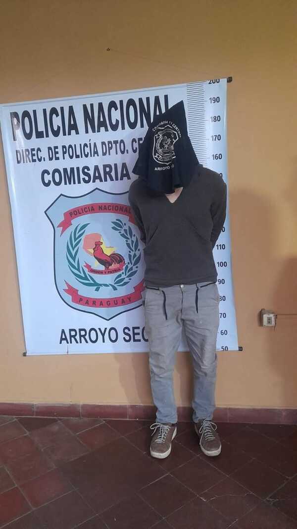 Popular / Hijo desagradecido iba a robar aire de su mamá y lo llevaron preso