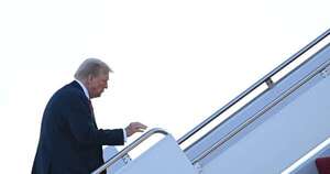 La Nación / Trump se dirige a Alaska para un cara a cara con Putin
