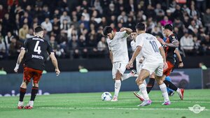 El Guma igualó sin goles con River en la Libertadores - trece