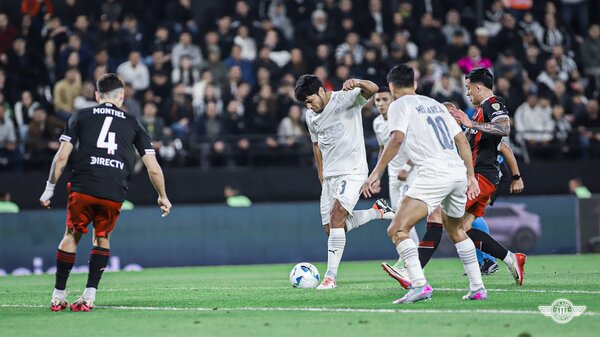 El Guma igualó sin goles con River en la Libertadores - trece